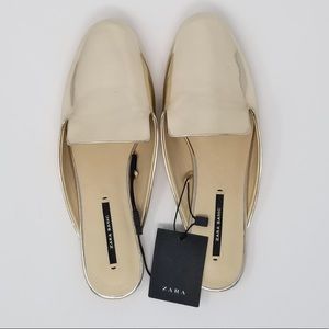 🔥NWT Zara basic gold flat mules